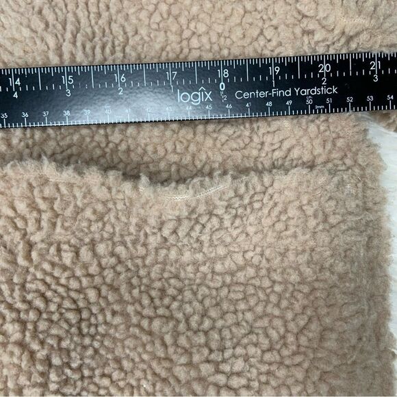 XS Garage Urban Outfitters Tan Brown Sherpa Jacket - Picture 7 of 8